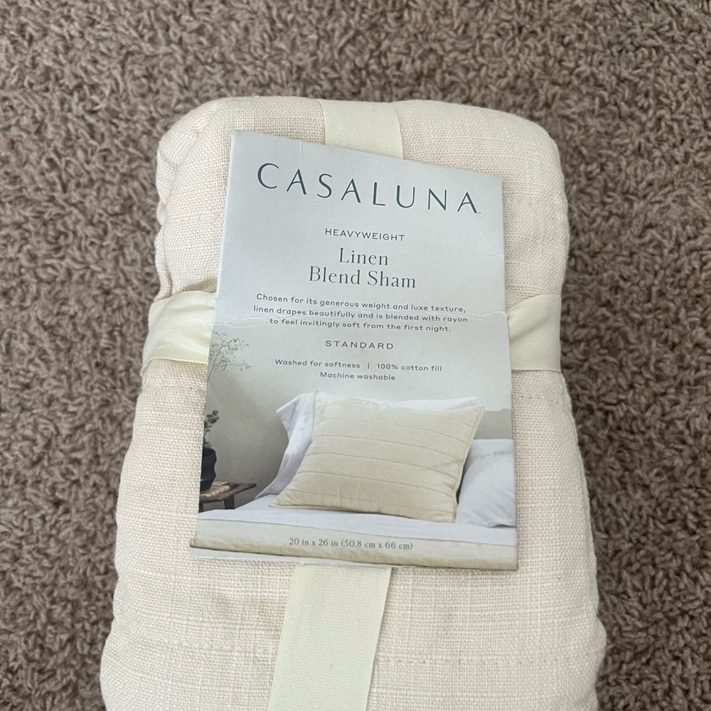 Casaluna Cream Pillow Luxurious Bedding